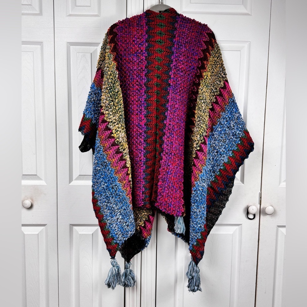 Boho Knit Ruanа Wrap One Size Fringe Poncho Shawl Sleeve Style - Picture 4 of 10